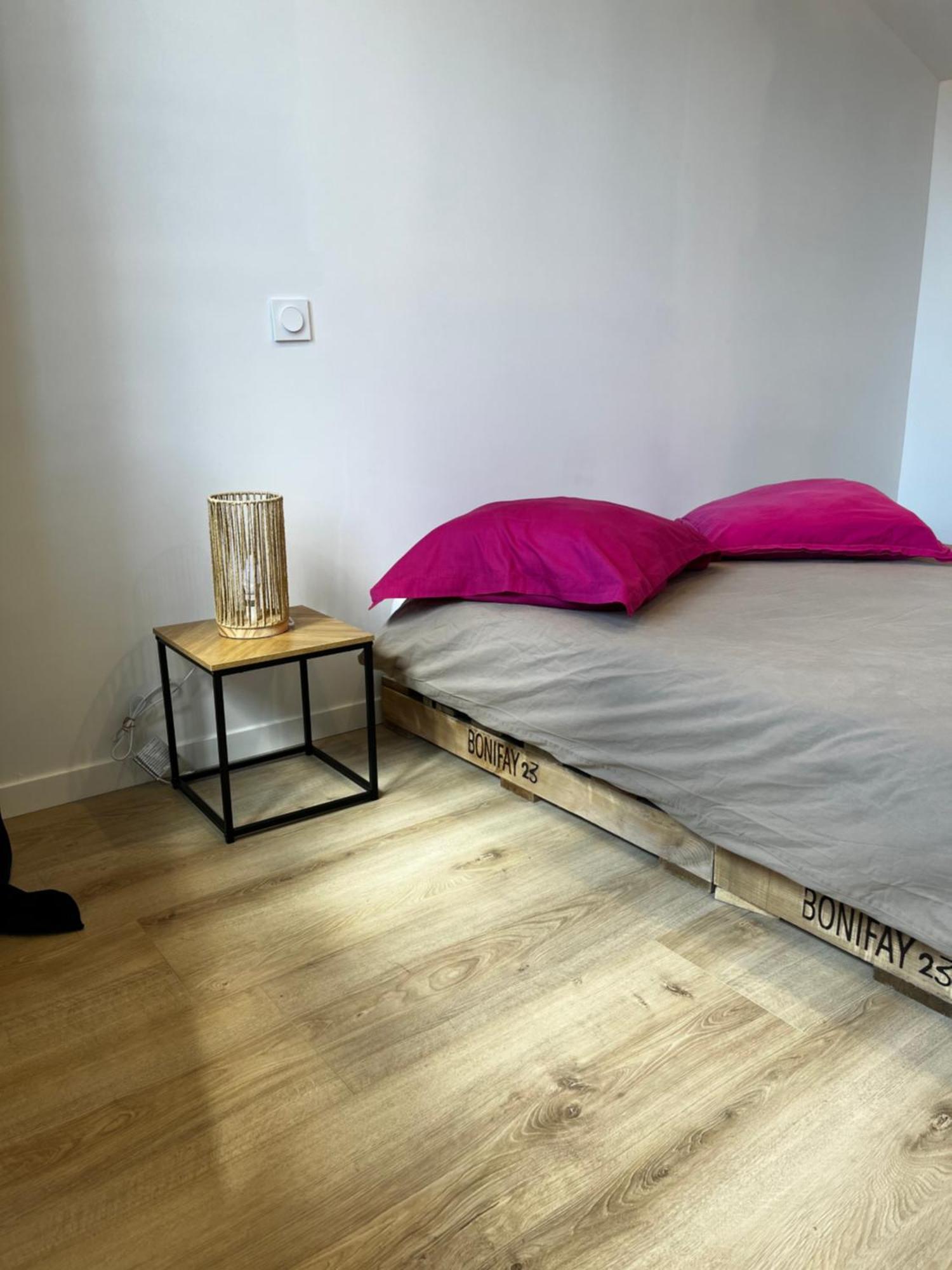 Le Jalet En Provence - Penthouse Lejlighed Sisteron Eksteriør billede